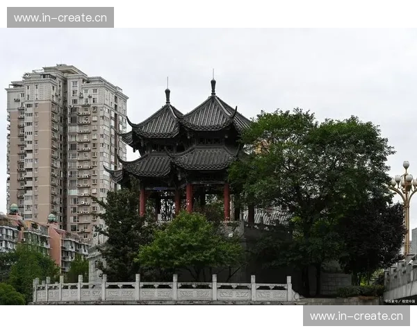 直播带你走进成都，探秘这座历史与现代交织的文化之都